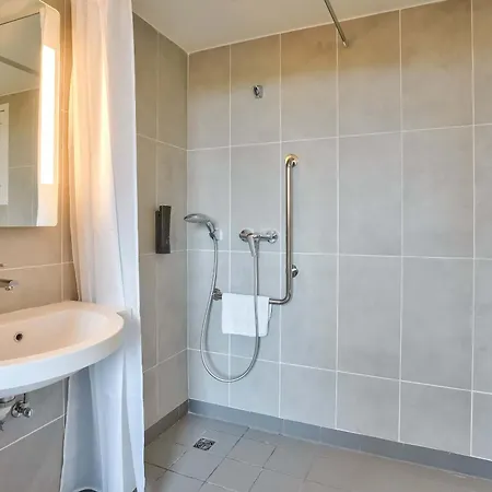 Paris Porte D'orleans Hotel Montrouge