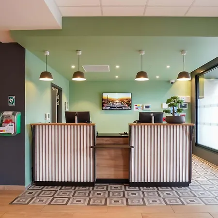 فندق Paris Porte D'orleans 3*
